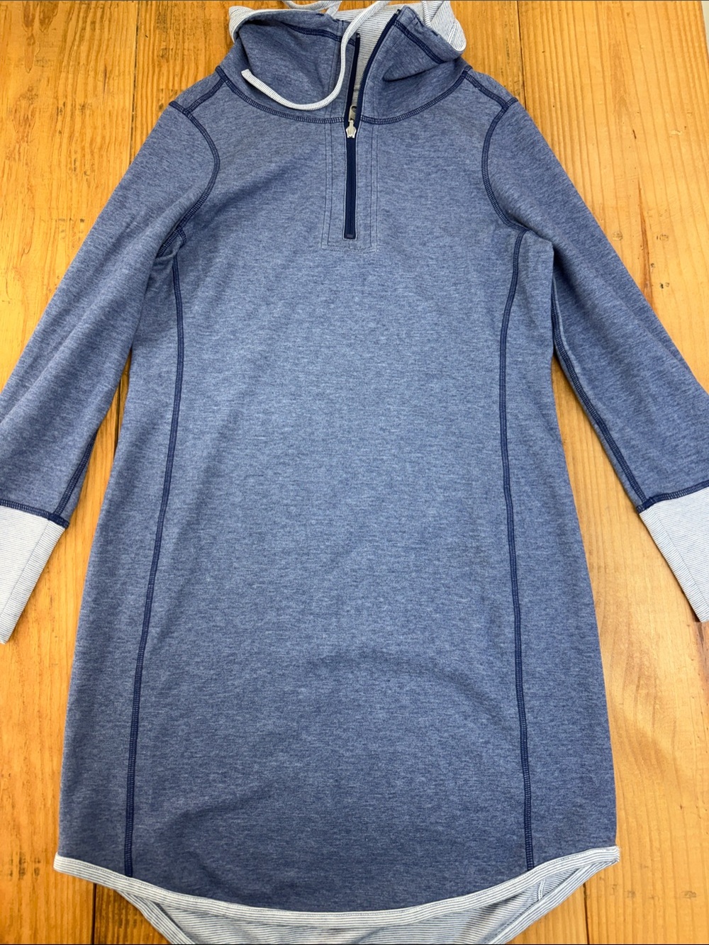 Tommy Bahama Blue Hooded Long Sleeve reversible Dress